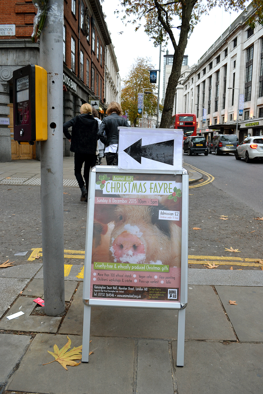 The router to the Christmas Fayre in Hornton Street. Photo: Barbora Sajmovicova, 2015. 